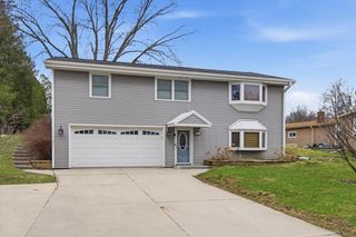 795 S Main STREET, Saukville, WI 53080