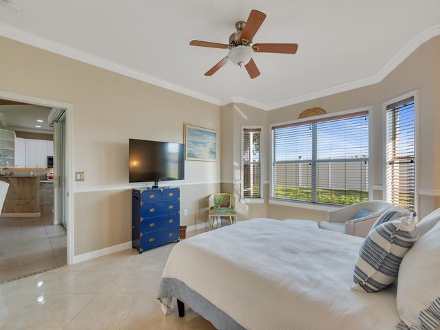 3153 Ashford Square, Vero Beach, FL 32966