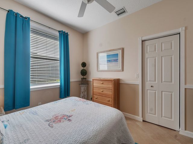 3153 Ashford Square, Vero Beach, FL 32966