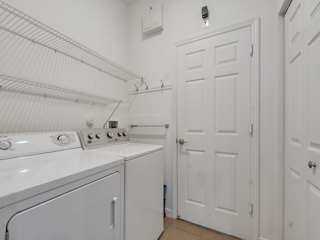 3153 Ashford Square, Vero Beach, FL 32966