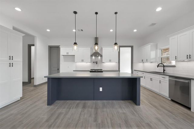 1806 Athens Drive, Roman Forest, TX 77357