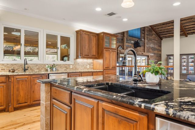1011 Thornridge Court, Argyle, TX 76226
