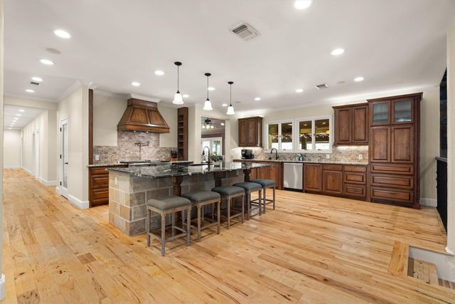 1011 Thornridge Court, Argyle, TX 76226