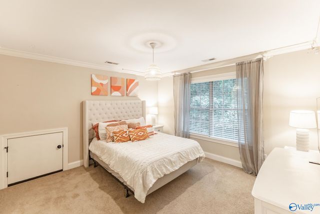 4305 Natchez Drive SE, Huntsville, AL 35801
