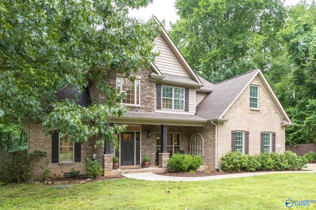 4305 Natchez Drive SE, Huntsville, AL 35801