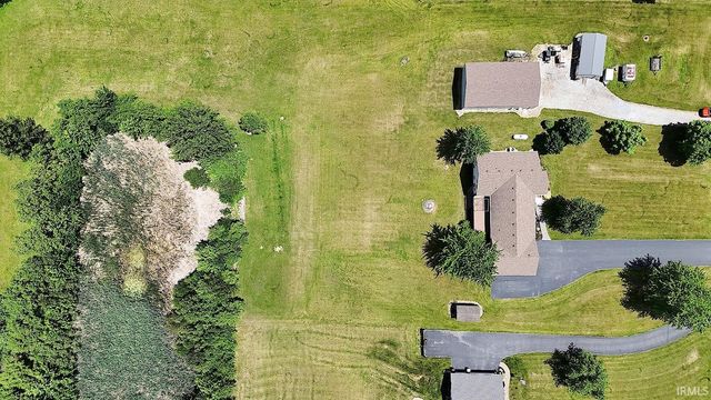 2712 E 400 N, Huntington, IN 46750