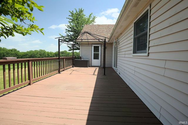 2712 E 400 N, Huntington, IN 46750