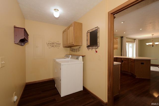2712 E 400 N, Huntington, IN 46750