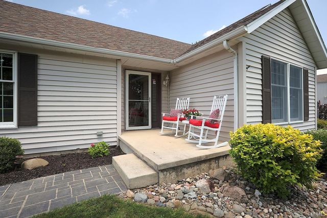 2712 E 400 N, Huntington, IN 46750