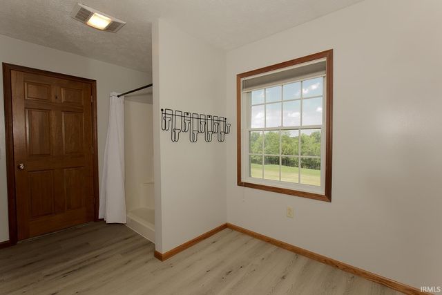 2712 E 400 N, Huntington, IN 46750