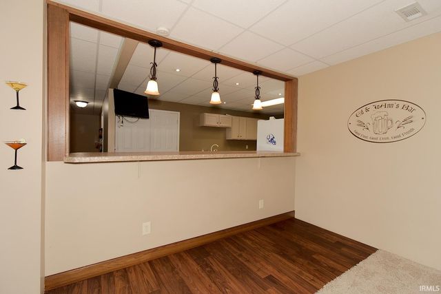 2712 E 400 N, Huntington, IN 46750