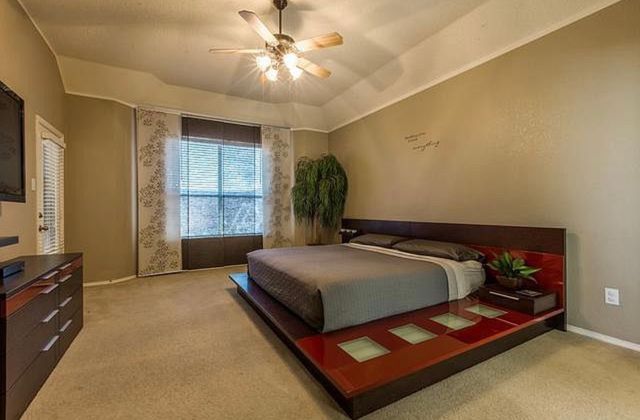 8412 Muirwood Trail, Fort Worth, TX 76137