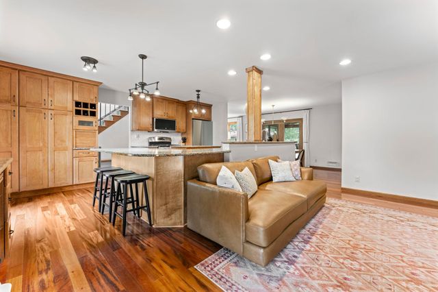 7730 Countryside Drive, Bloomington, MN 55438