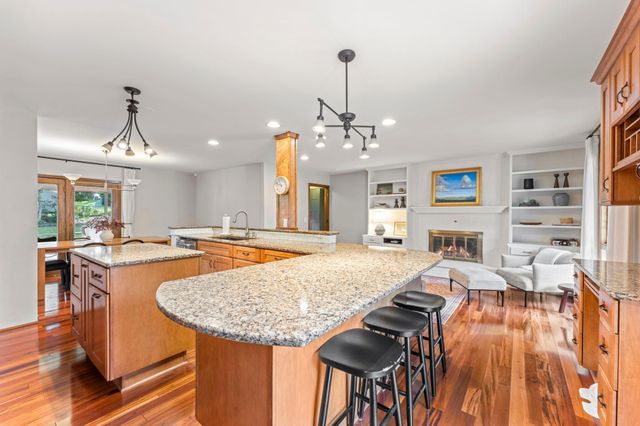 7730 Countryside Drive, Bloomington, MN 55438