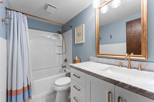 7730 Countryside Drive, Bloomington, MN 55438