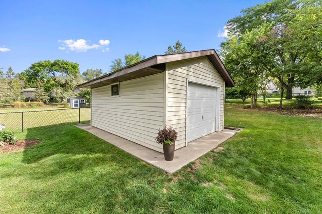7730 Countryside Drive, Bloomington, MN 55438