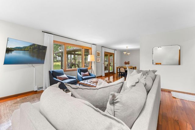 7730 Countryside Drive, Bloomington, MN 55438