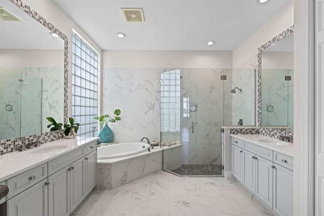 357 Vizcaya Drive, Palm Beach Gardens, FL 33418