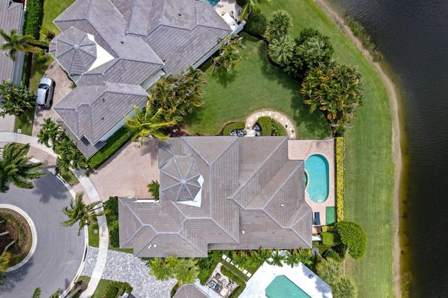 357 Vizcaya Drive, Palm Beach Gardens, FL 33418
