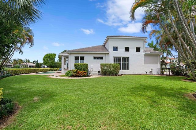 357 Vizcaya Drive, Palm Beach Gardens, FL 33418