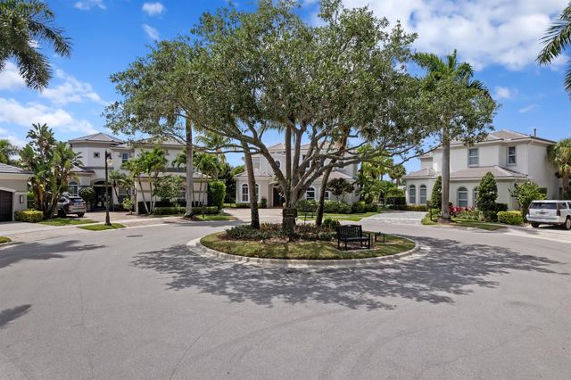 357 Vizcaya Drive, Palm Beach Gardens, FL 33418