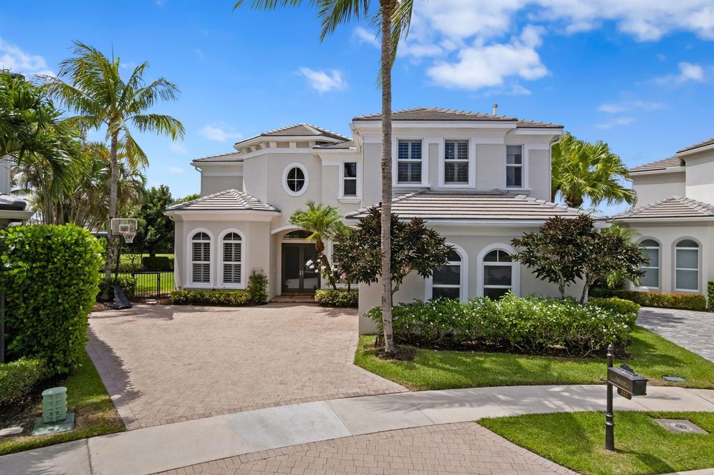 357 Vizcaya Drive, Palm Beach Gardens, FL 33418