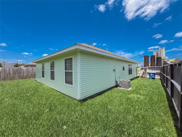 1218 Goodnight Trail, Houston, TX 77060