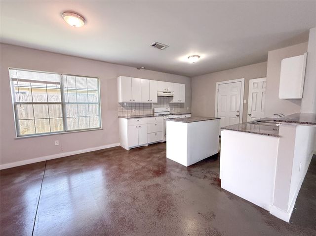 1218 Goodnight Trail, Houston, TX 77060