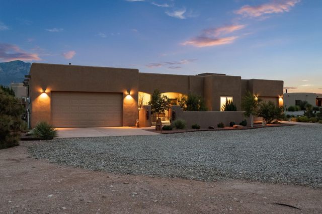 22 Mimbres Court, Placitas, NM 87043