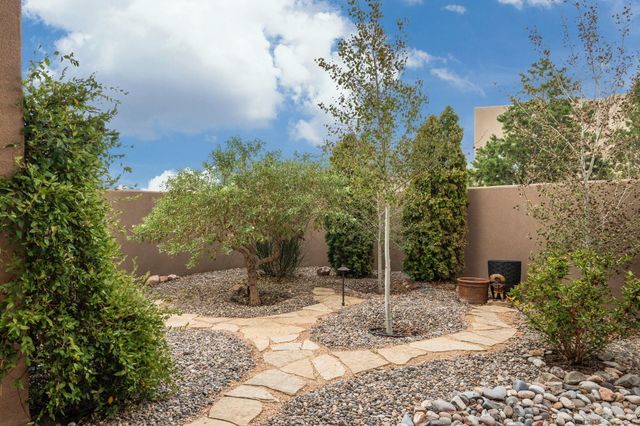 22 Mimbres Court, Placitas, NM 87043