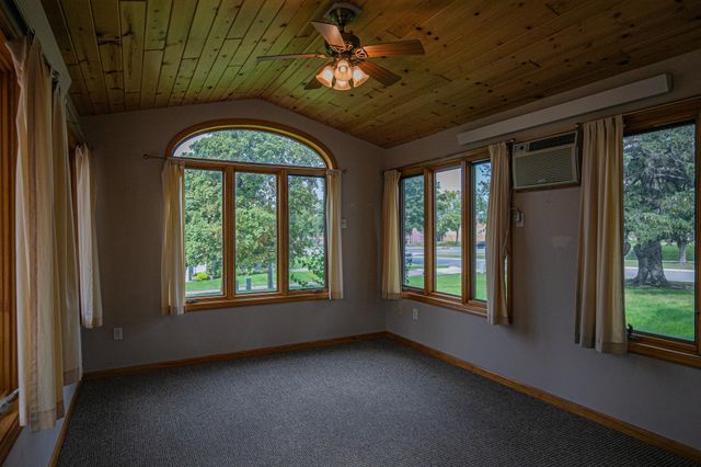 301 E Depue Avenue, Olivia, MN 56277