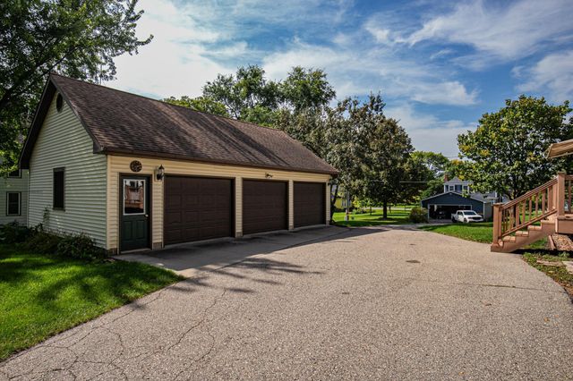 301 E Depue Avenue, Olivia, MN 56277