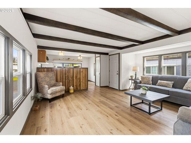 205 S 54TH St 76, Springfield, OR 97478