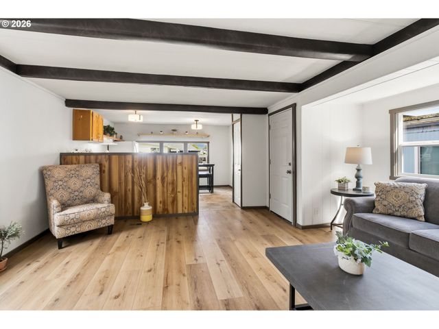 205 S 54TH St 76, Springfield, OR 97478