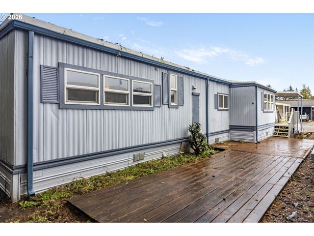 205 S 54TH St 76, Springfield, OR 97478