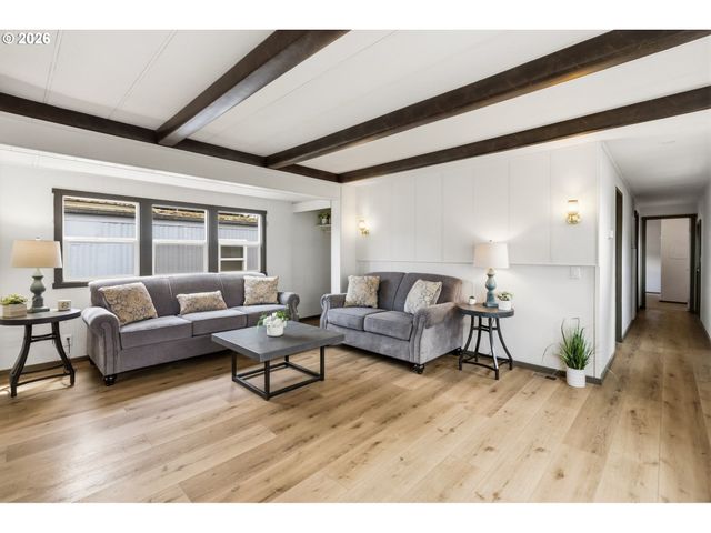 205 S 54TH St 76, Springfield, OR 97478