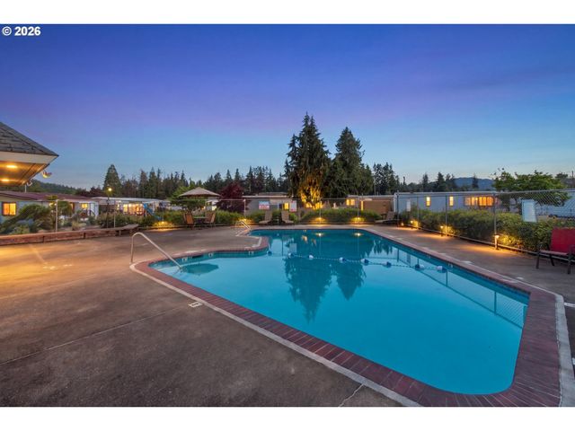 205 S 54TH St 76, Springfield, OR 97478