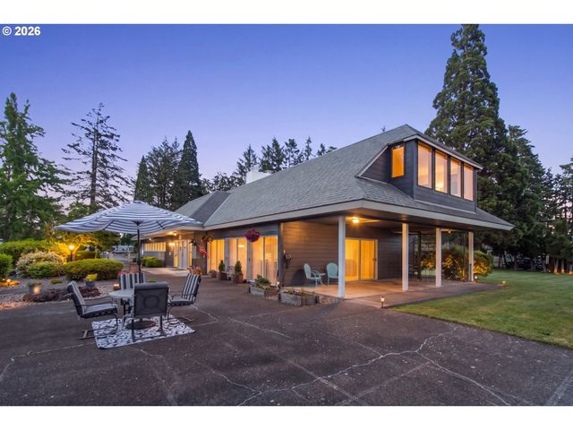 205 S 54TH St 76, Springfield, OR 97478