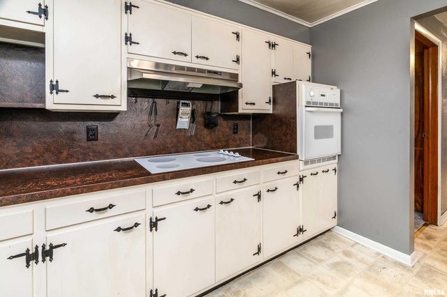 170 MELODY Lane, Murphysboro, IL 62966