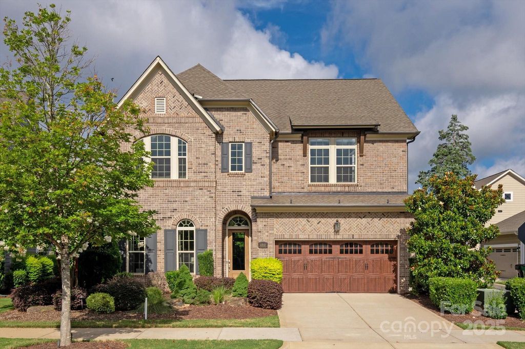 6510 Honeymeade Circle, Charlotte, NC 28277