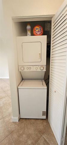 2001 NW 96th Terrace 10 F, Pembroke Pines, FL 33024