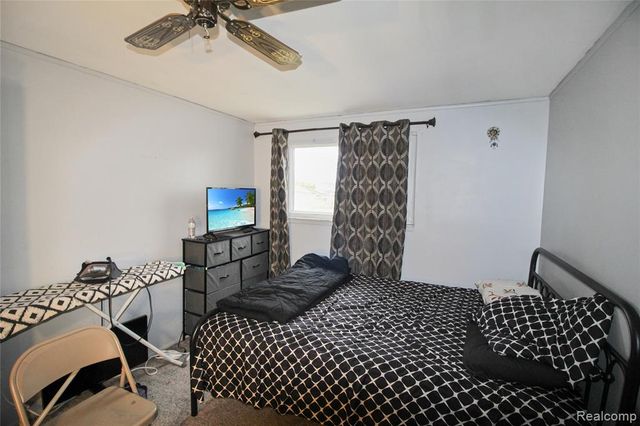 16714 Melba Jean Street, Southgate, MI 48195