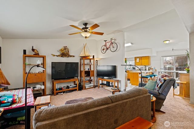 301 W Helena Avenue, Ellensburg, WA 98926