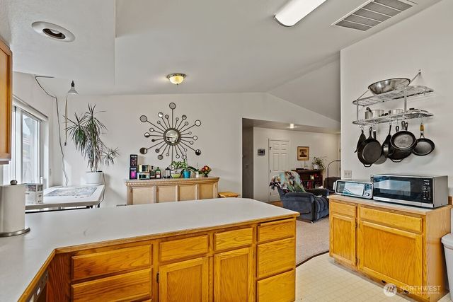 301 W Helena Avenue, Ellensburg, WA 98926