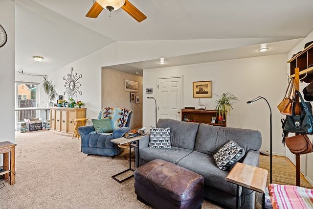 301 W Helena Avenue, Ellensburg, WA 98926