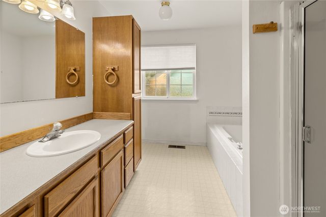 301 W Helena Avenue, Ellensburg, WA 98926