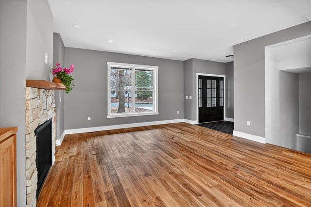 6003 Midwood Avenue, Monona, WI 53716