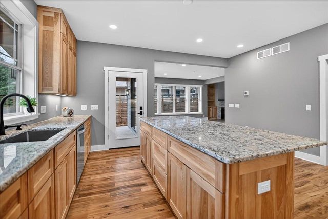 6003 Midwood Avenue, Monona, WI 53716