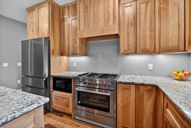 6003 Midwood Avenue, Monona, WI 53716