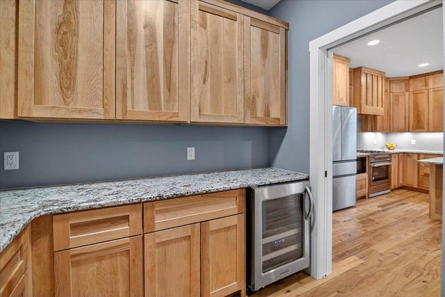 6003 Midwood Avenue, Monona, WI 53716